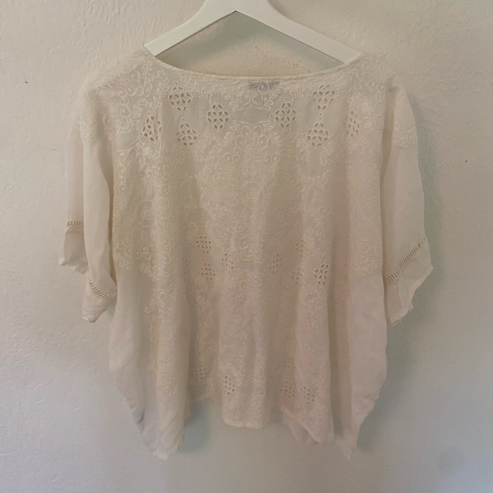 Elegant Cream Lace Johnny Was Top - Picture 5 of 6
